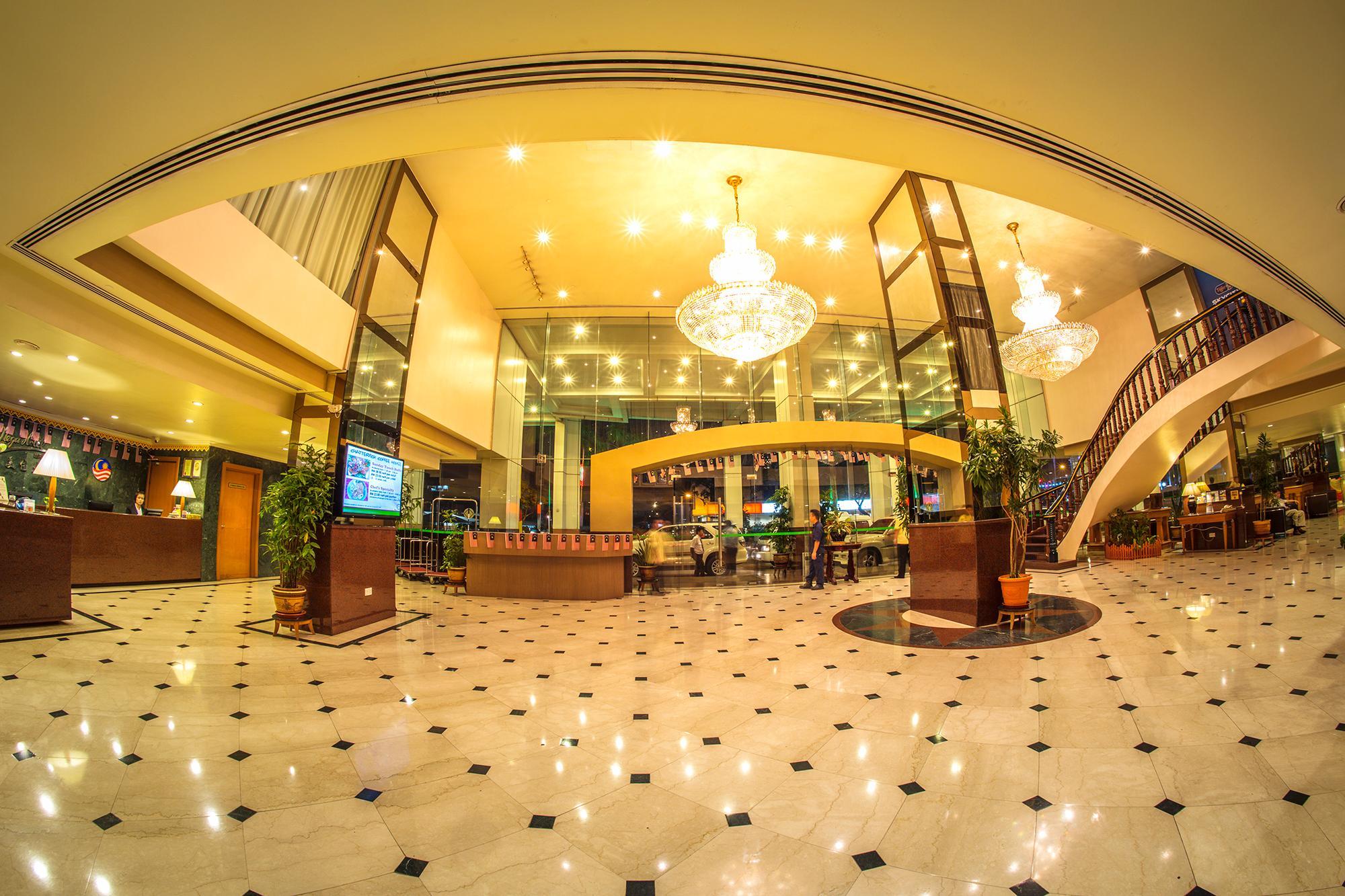 Mega Hotel Sdn Bhd Мири Екстериор снимка